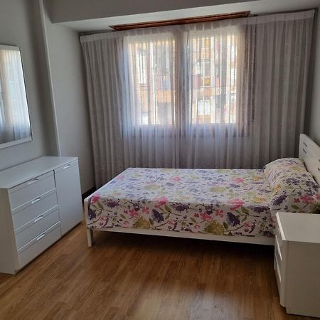 Apartamento Con Garaje Opcional Con 2 Banos Cerca Ayuntamiento Daire Bilbao Dış mekan fotoğraf