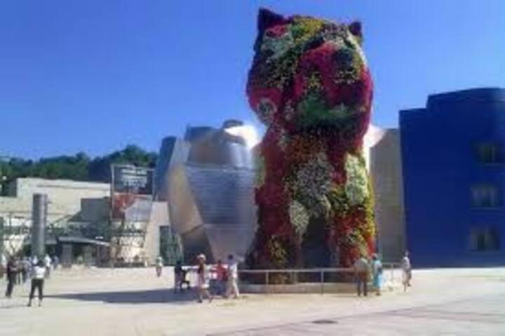 Apartamento Con Garaje Opcional Con 2 Banos Cerca Ayuntamiento Daire Bilbao Dış mekan fotoğraf